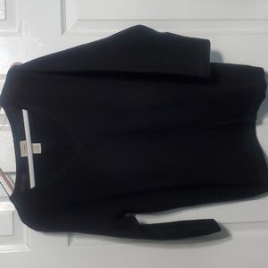 Black cashmere 3/4 sleeve sweater